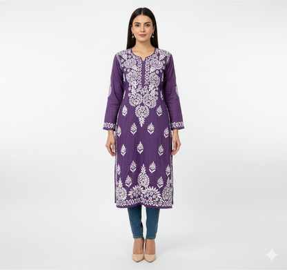 Lucknowi Chikankari Kurti Featuring Hand Embroidery