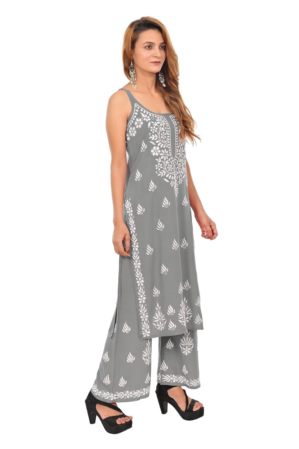 MS CHIKAN ARTS Women's Rayon Sleeveless Kurti with Palazzo Set, Lucknowi Chikankari Hand Embroidery